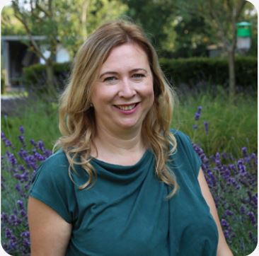 Michelle, a volunteer